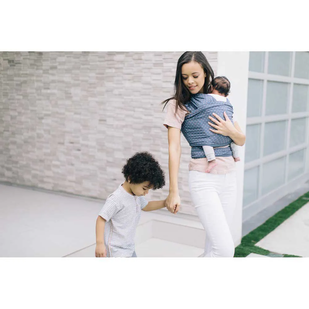 Ergobaby Aura Wrap Coral Dots 2 Ergobaby Aura Wrap Coral Dots - Image 2